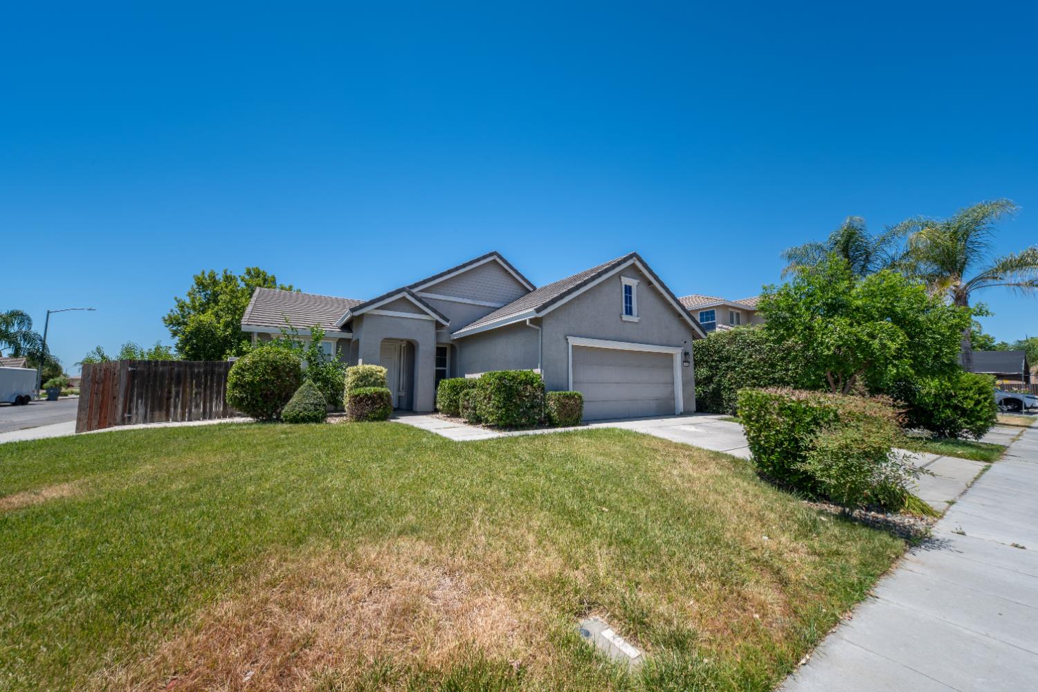 1000 Georgia Ave, Madera, CA 93637