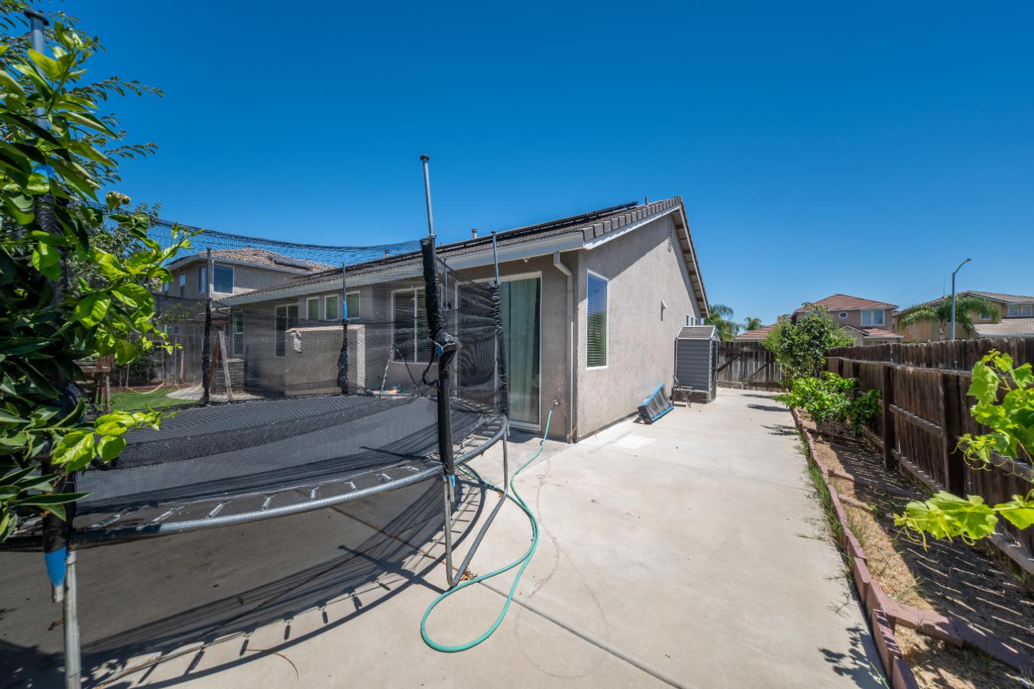1000 Georgia Ave, Madera, CA 93637
