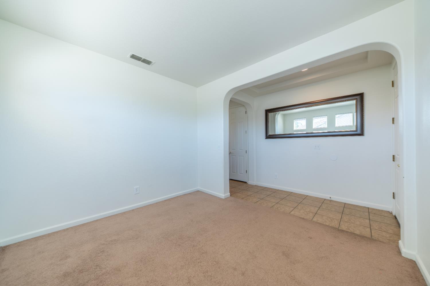 1000 Georgia Ave, Madera, CA 93637