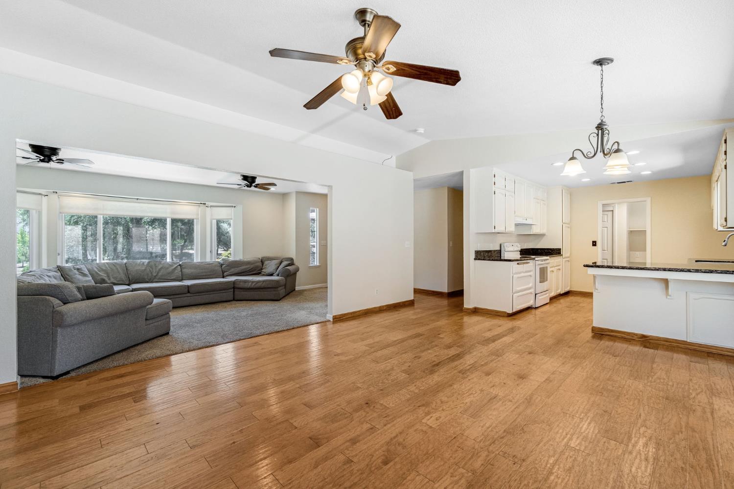 41820 Dillon Cir, Ahwahnee, CA 93601