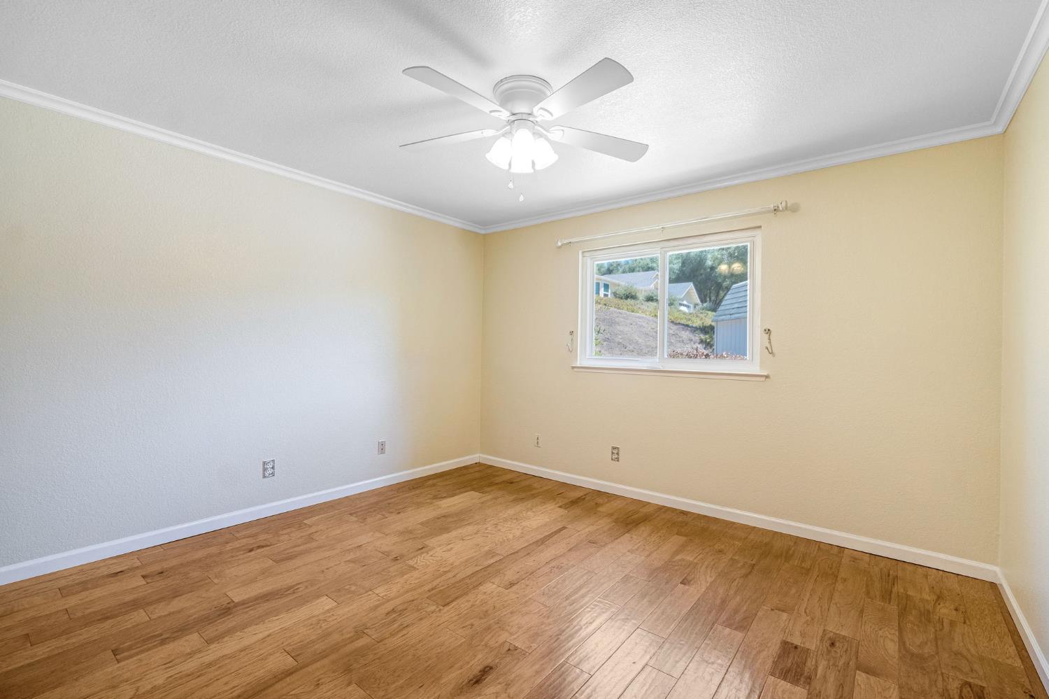 41820 Dillon Cir, Ahwahnee, CA 93601