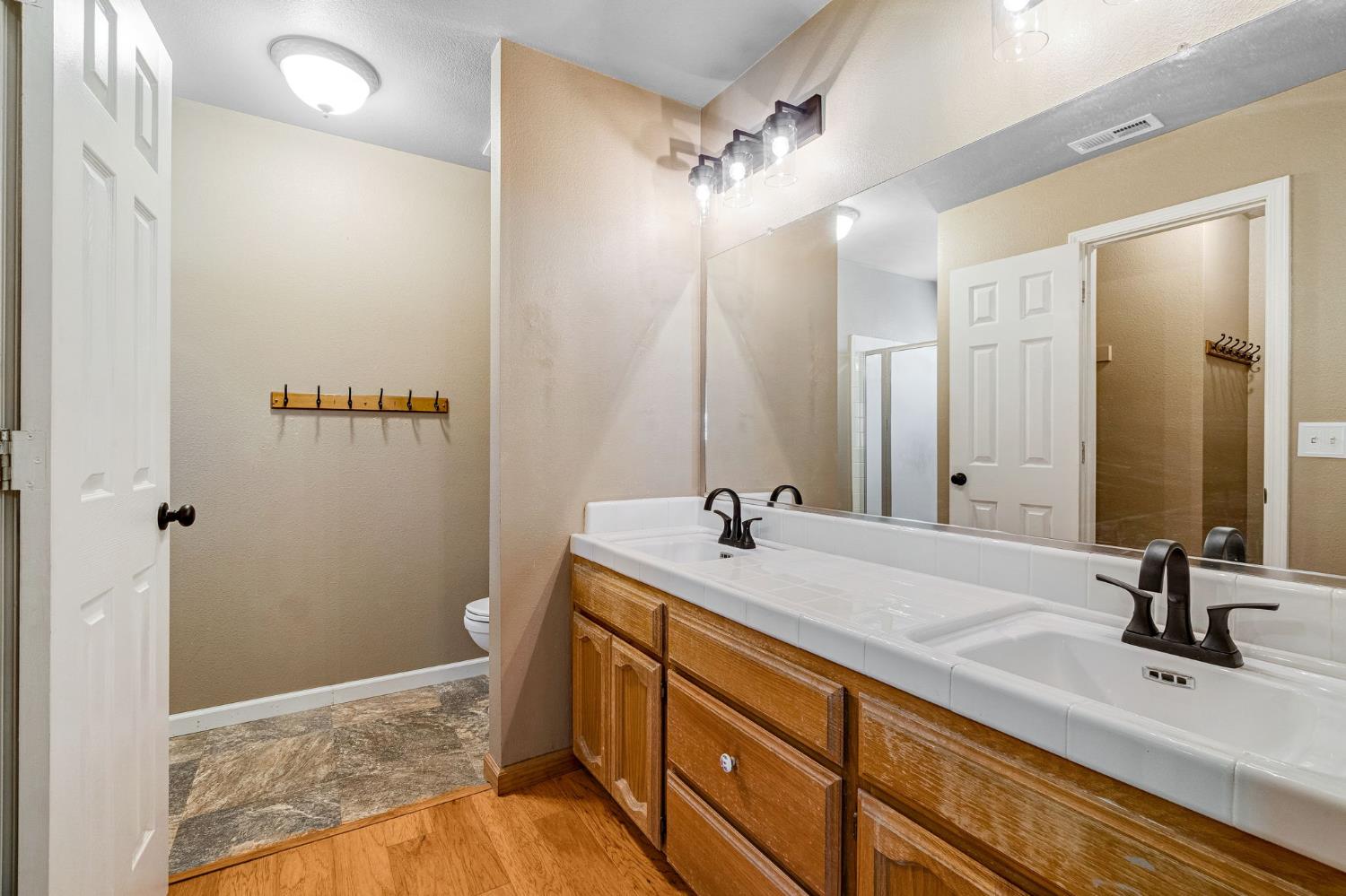 41820 Dillon Cir, Ahwahnee, CA 93601