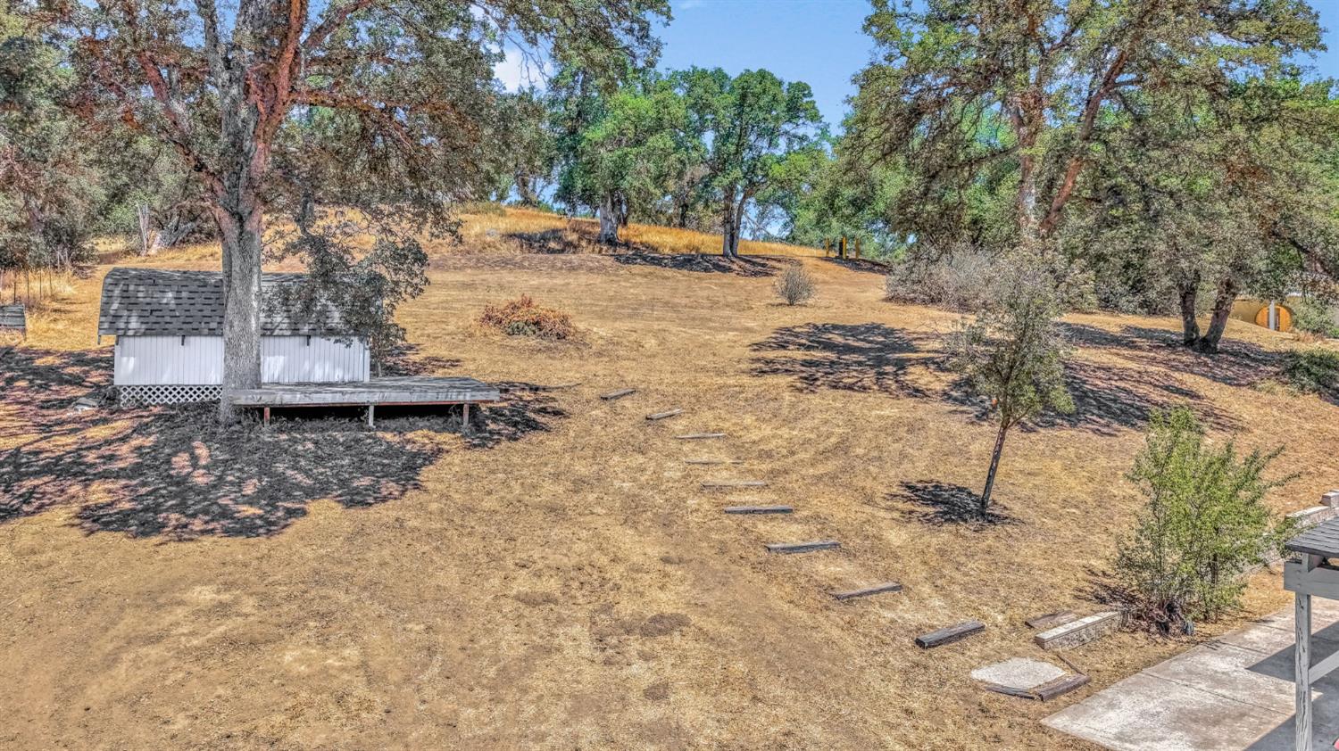 41820 Dillon Cir, Ahwahnee, CA 93601