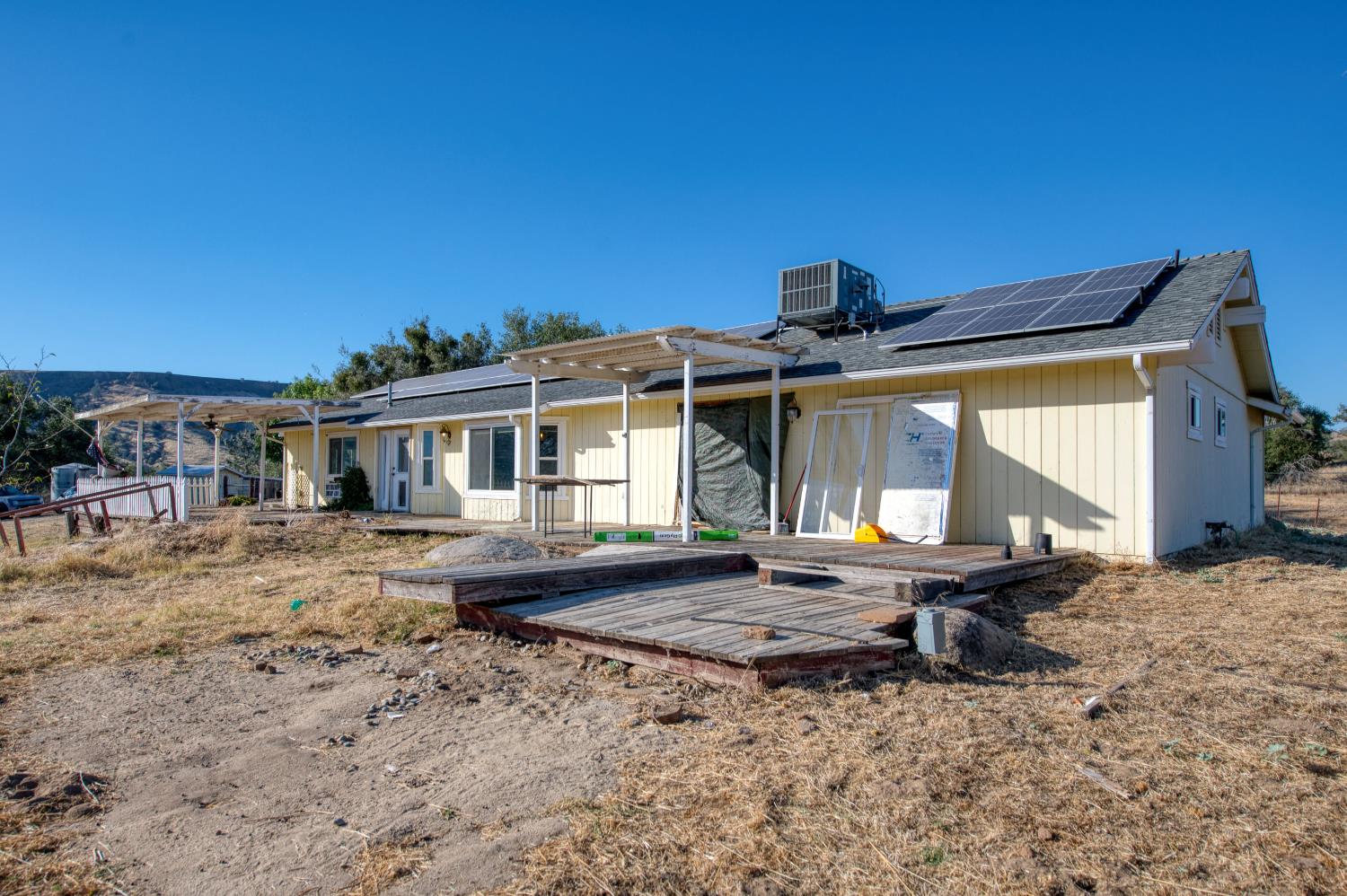 24620 Auberry Rd, Clovis, CA 93619