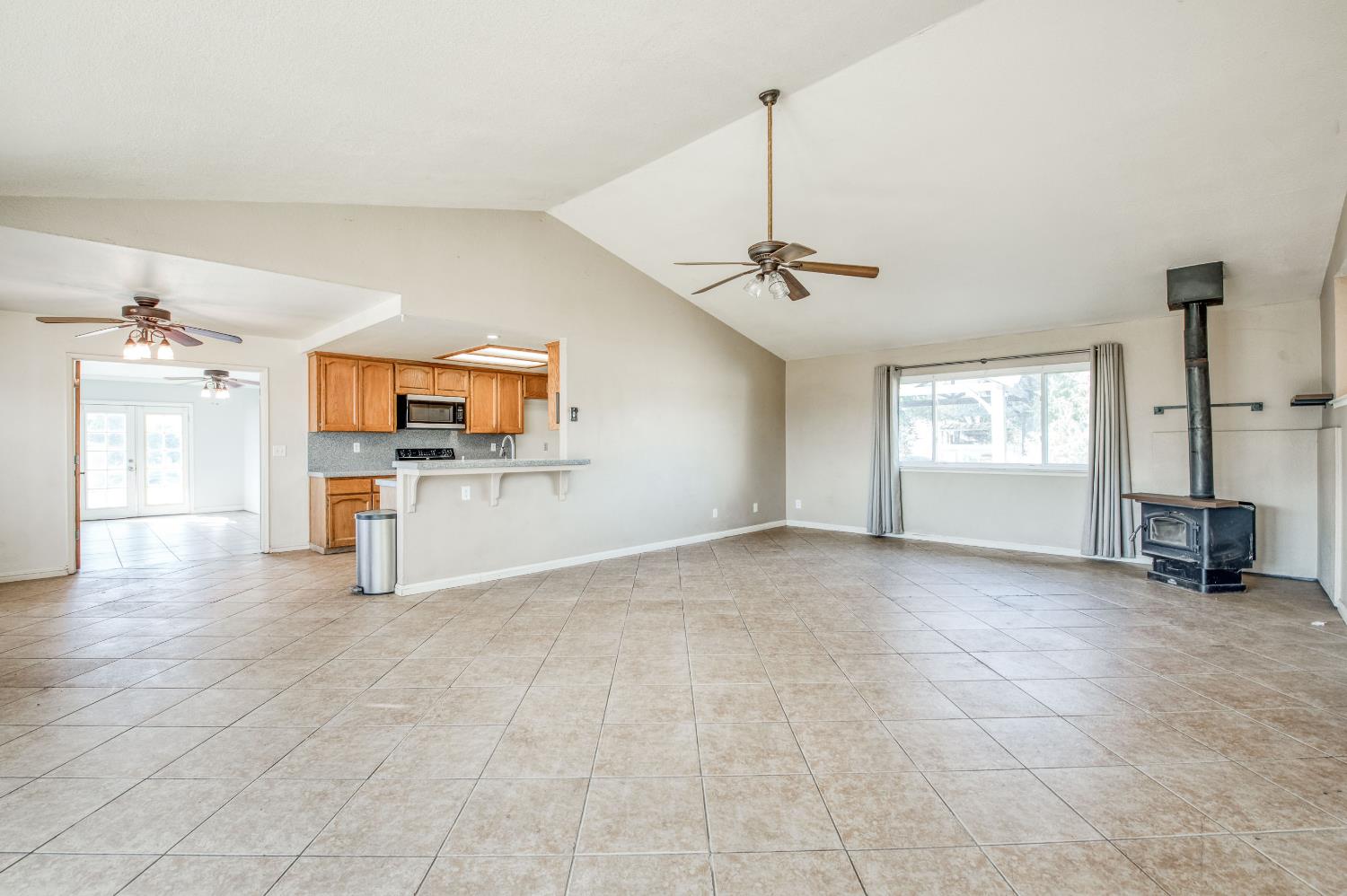 24620 Auberry Rd, Clovis, CA 93619