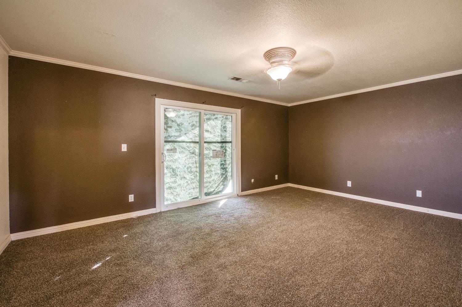 24620 Auberry Rd, Clovis, CA 93619