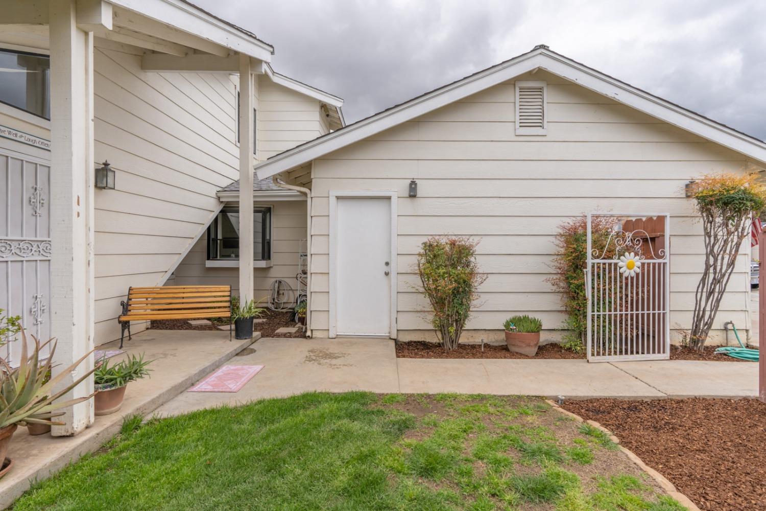 4161 W Fremont Ave, Fresno, CA 93722