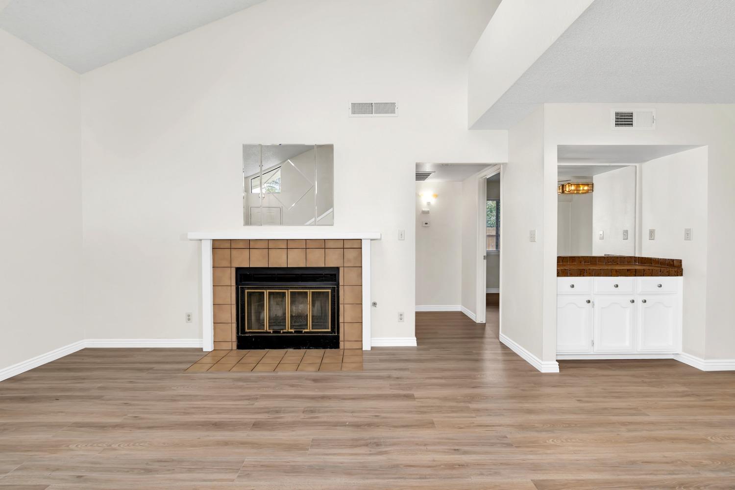 4161 W Fremont Ave, Fresno, CA 93722