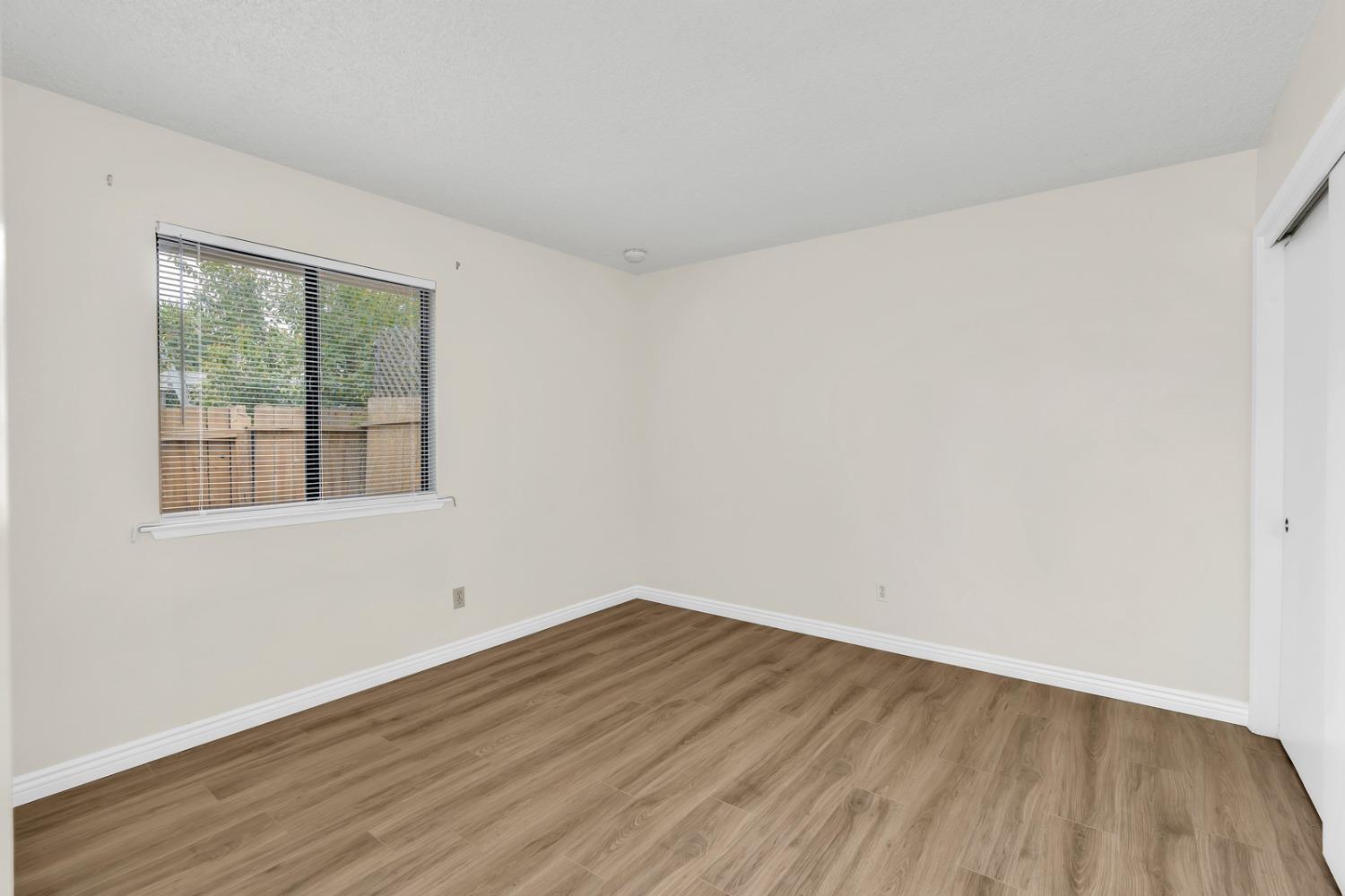 4161 W Fremont Ave, Fresno, CA 93722