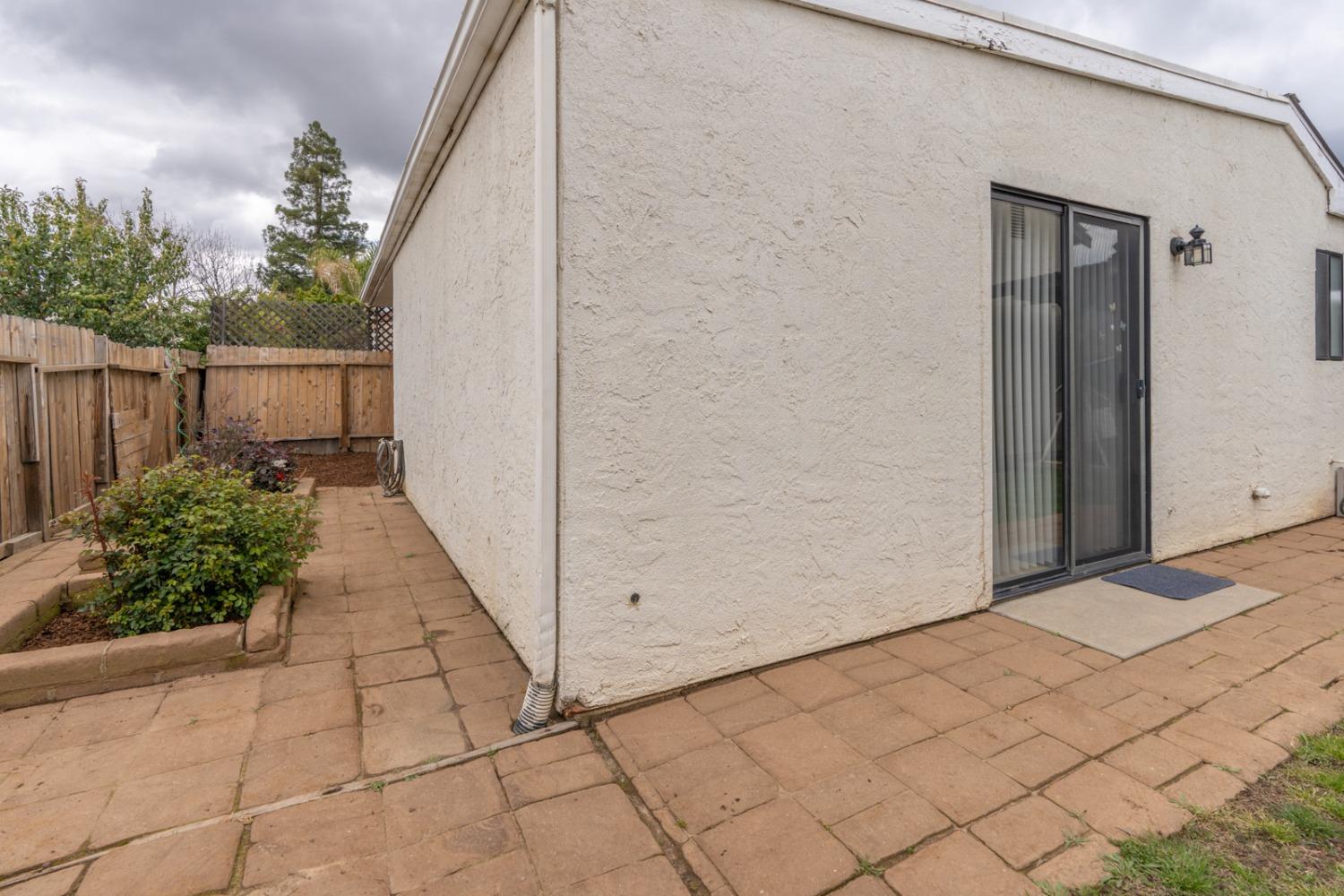 4161 W Fremont Ave, Fresno, CA 93722