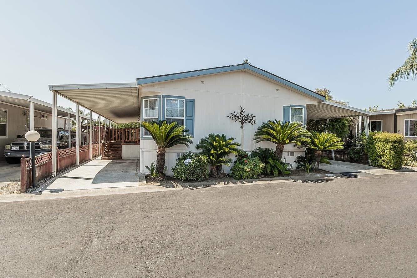 2575 S Willow Ave #SP 21, Fresno, CA 93725