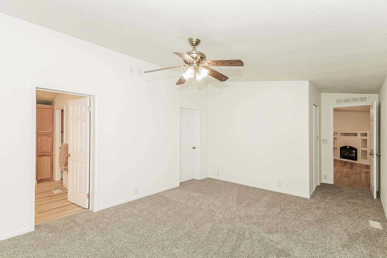 2575 S Willow Ave #SP 21, Fresno, CA 93725