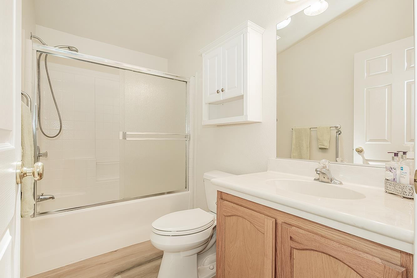 2575 S Willow Ave #SP 21, Fresno, CA 93725