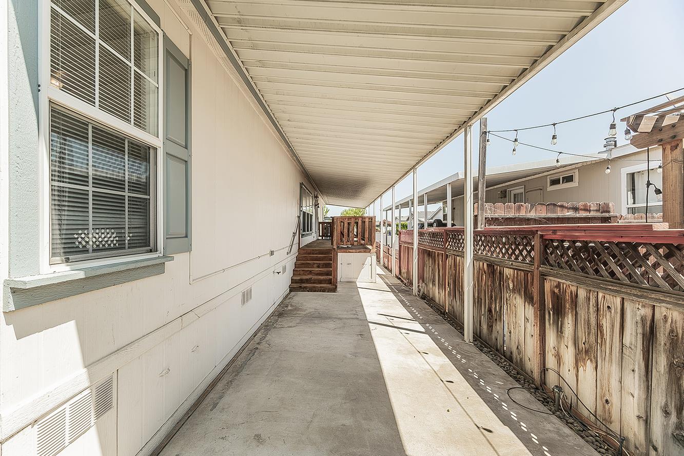 2575 S Willow Ave #SP 21, Fresno, CA 93725