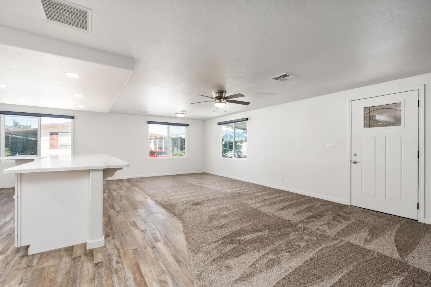 1001 Sylmar Ave #173, Clovis, CA 93612