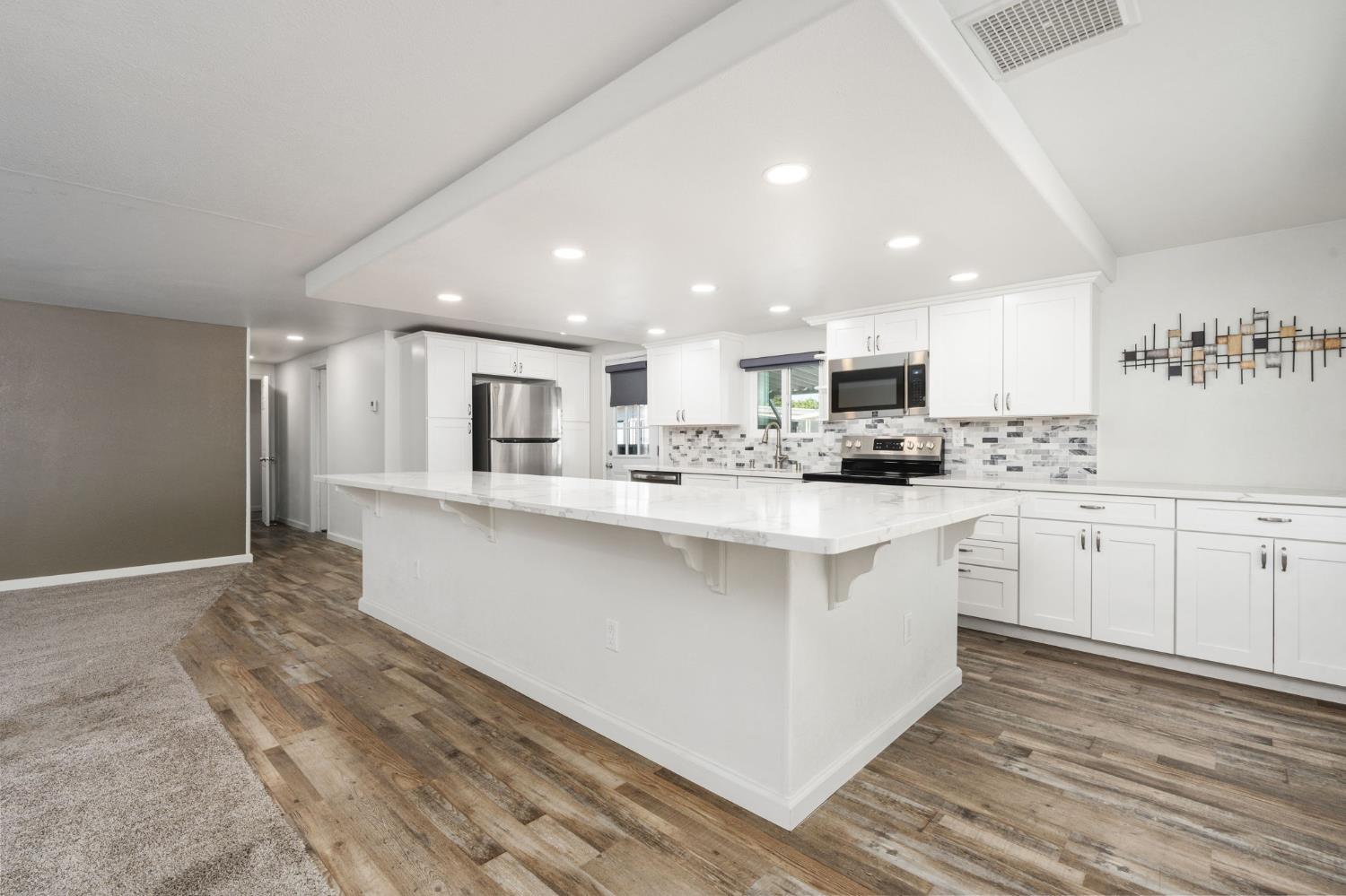 1001 Sylmar Ave #173, Clovis, CA 93612