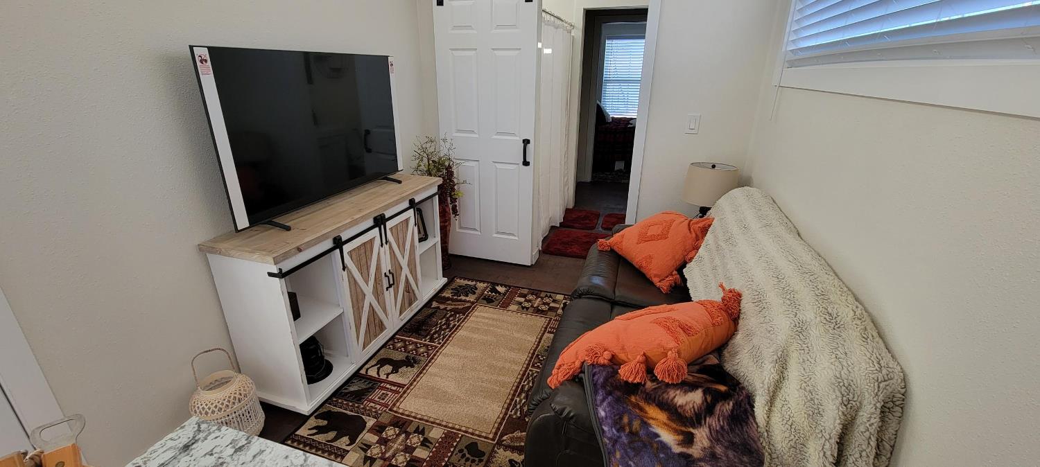 37266 Glenwood, Shaver Lake, CA 93664