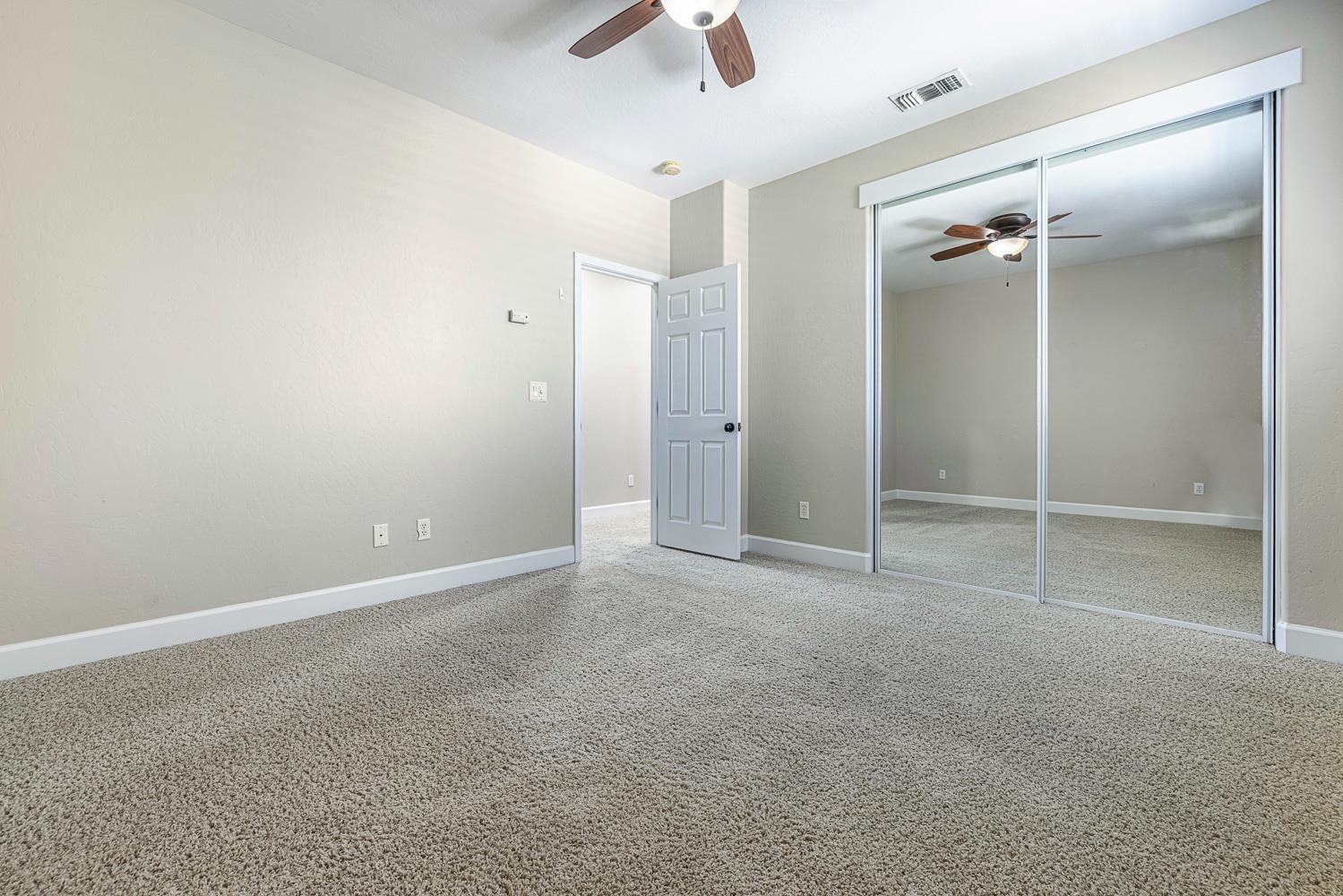 1135 N Whittier Ave, Clovis, CA 93611