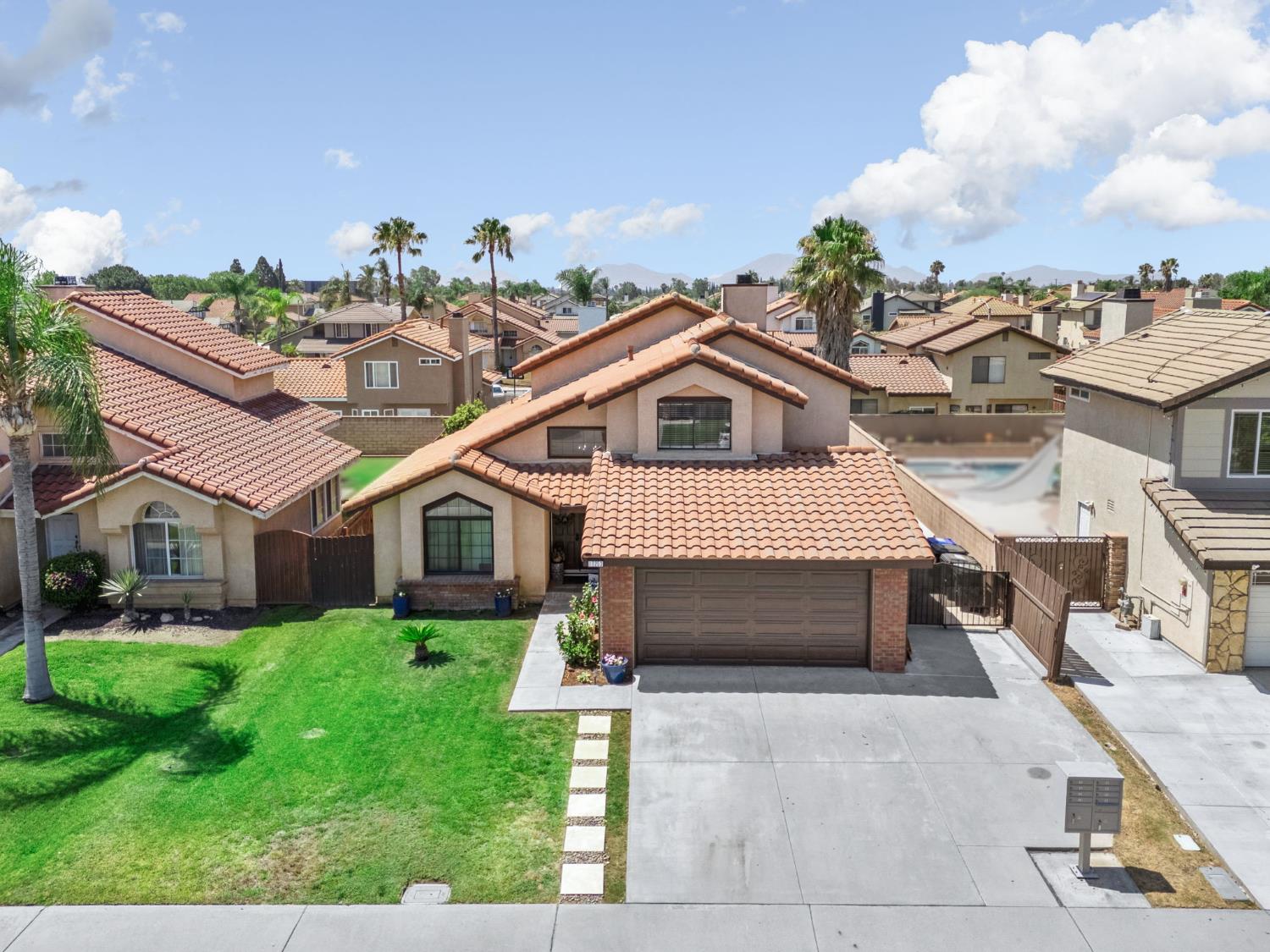 17253 Dolphin St, San Bernardino, CA 92336
