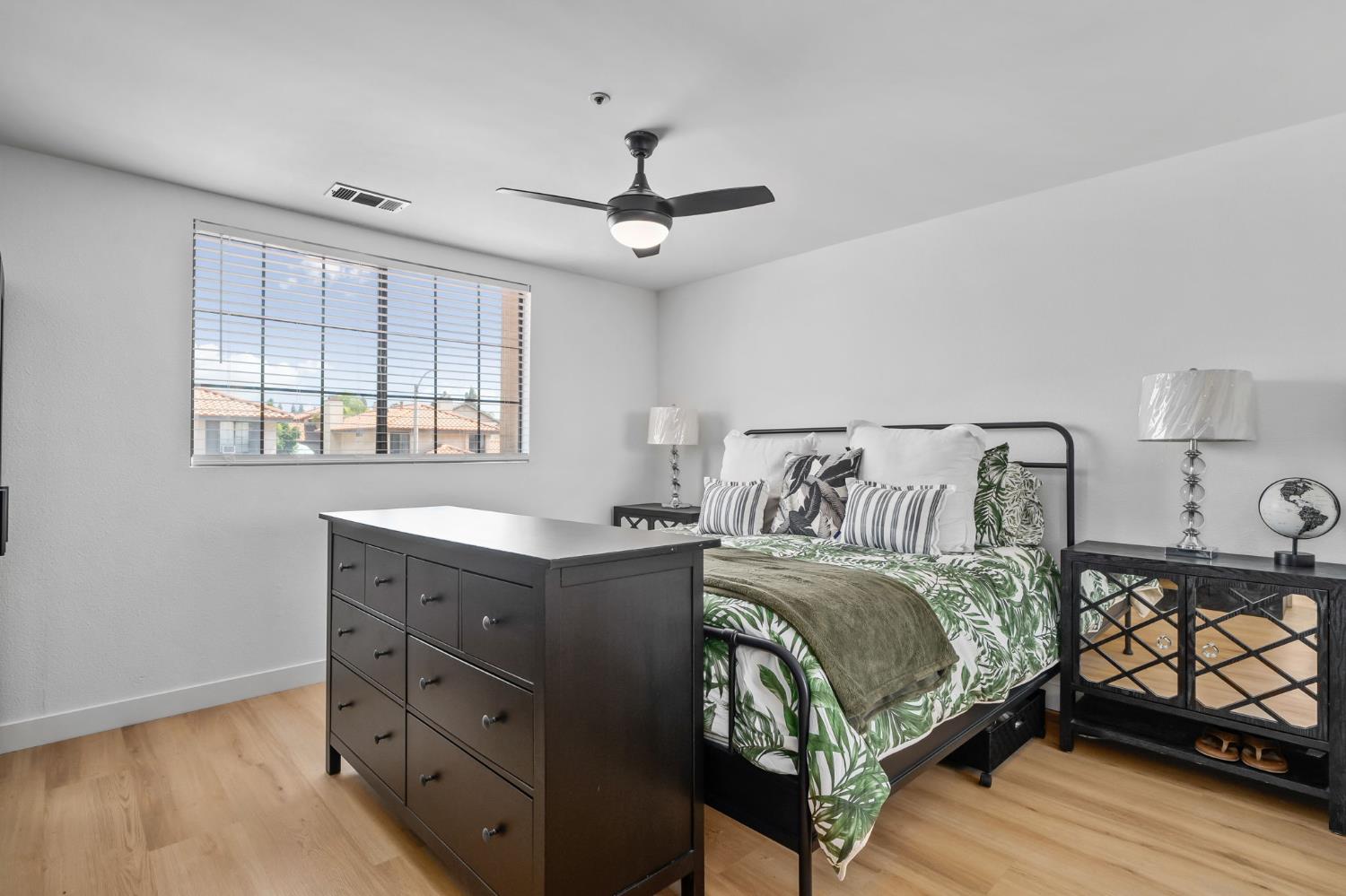 17253 Dolphin St, San Bernardino, CA 92336