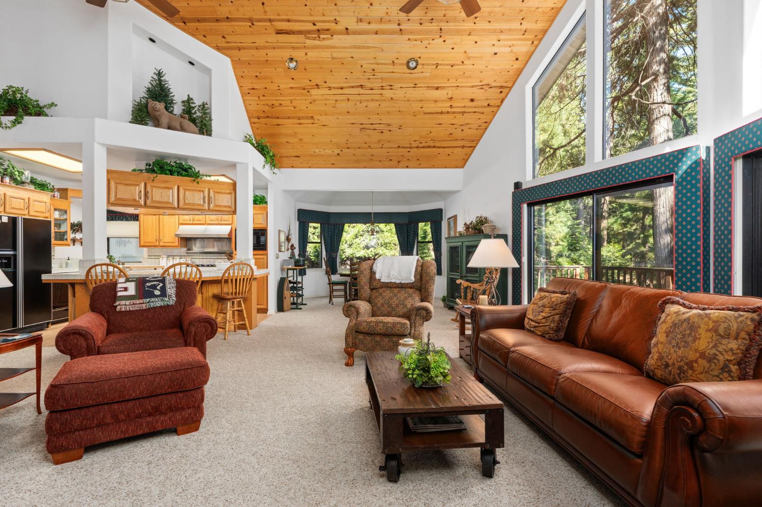 41943 Split Rock Ln, Shaver Lake, CA 93664