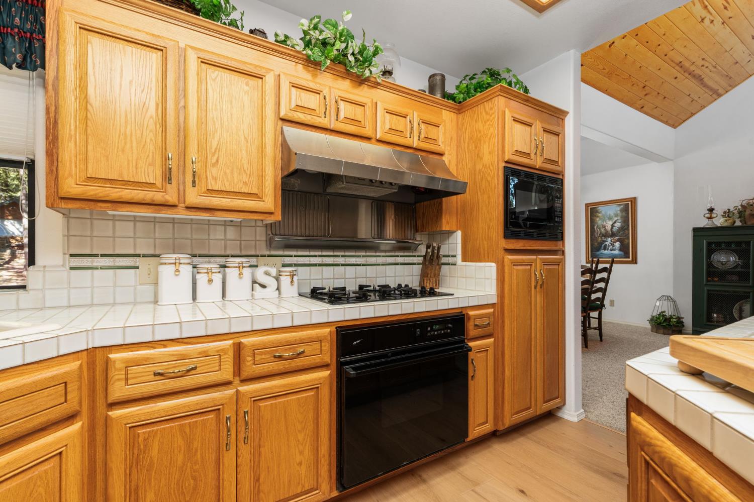 41943 Split Rock Ln, Shaver Lake, CA 93664
