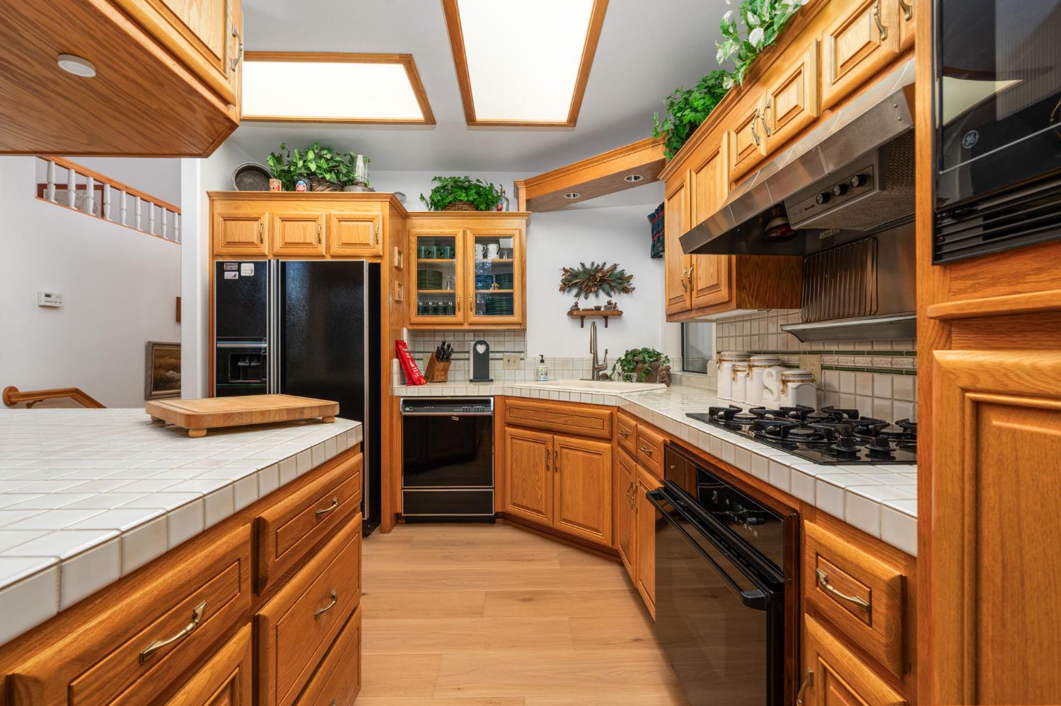 41943 Split Rock Ln, Shaver Lake, CA 93664