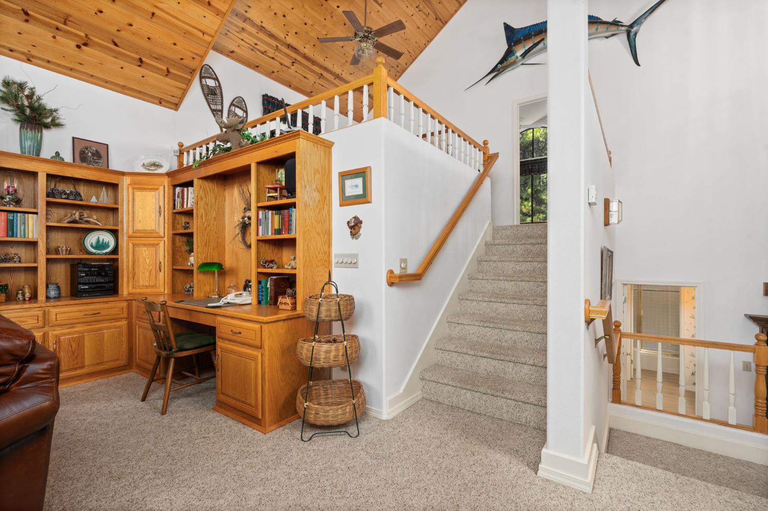 41943 Split Rock Ln, Shaver Lake, CA 93664
