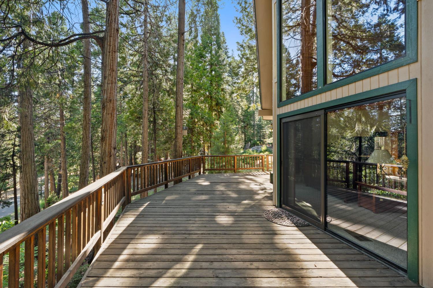 41943 Split Rock Ln, Shaver Lake, CA 93664