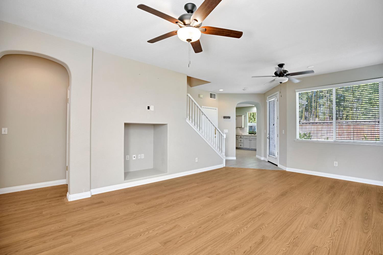 1801 N Miramar Ln, Clovis, CA 93619