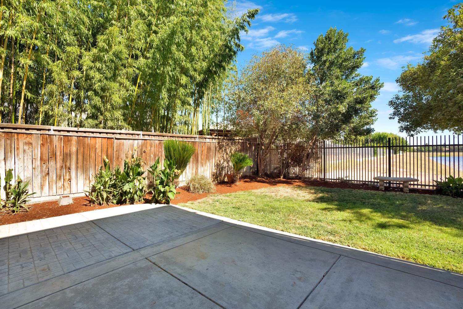 1801 N Miramar Ln, Clovis, CA 93619