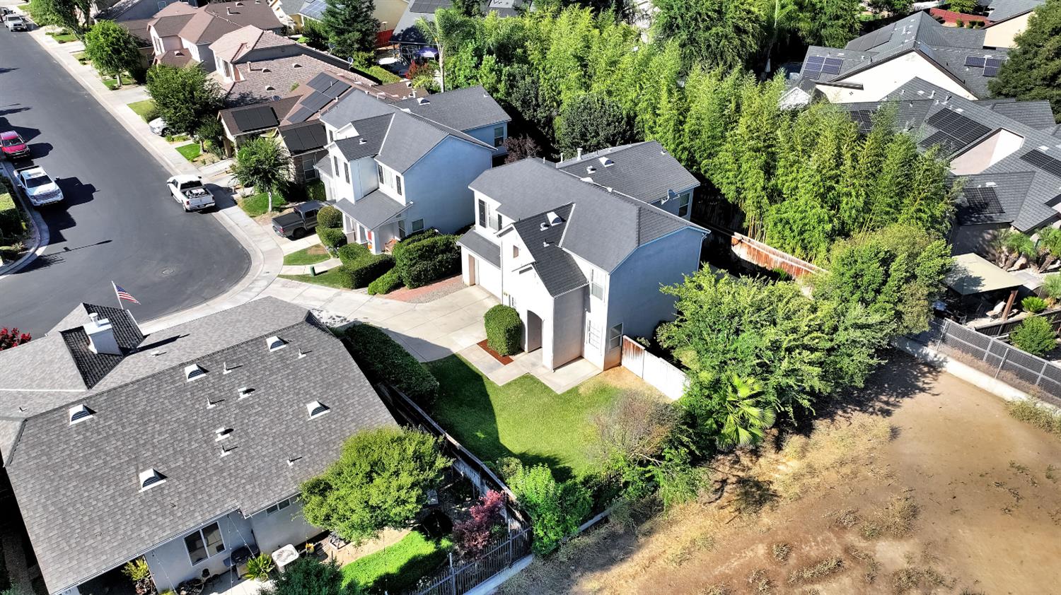 1801 N Miramar Ln, Clovis, CA 93619