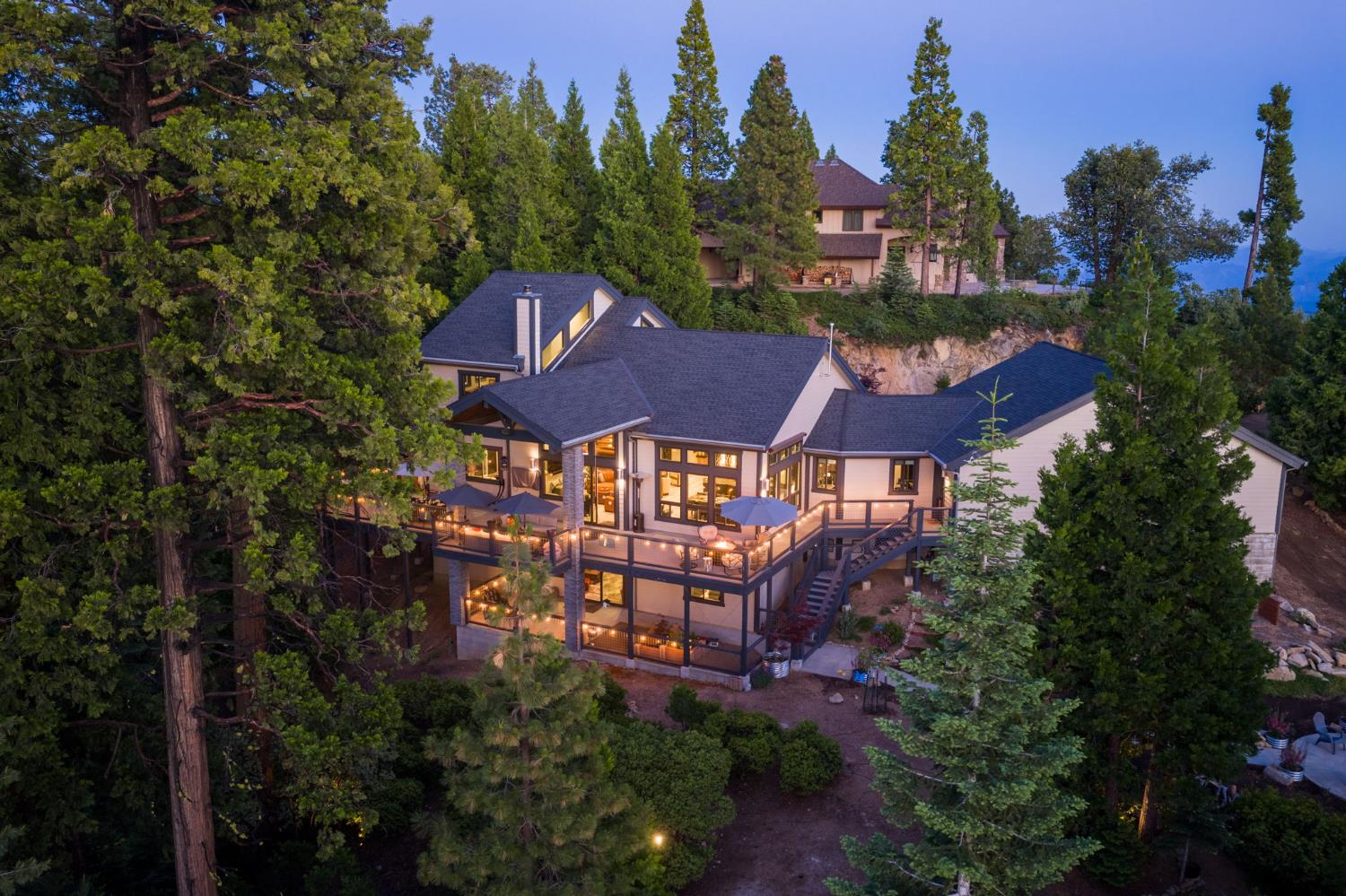 42499 Bretz Point Ln, Shaver Lake, CA 93664