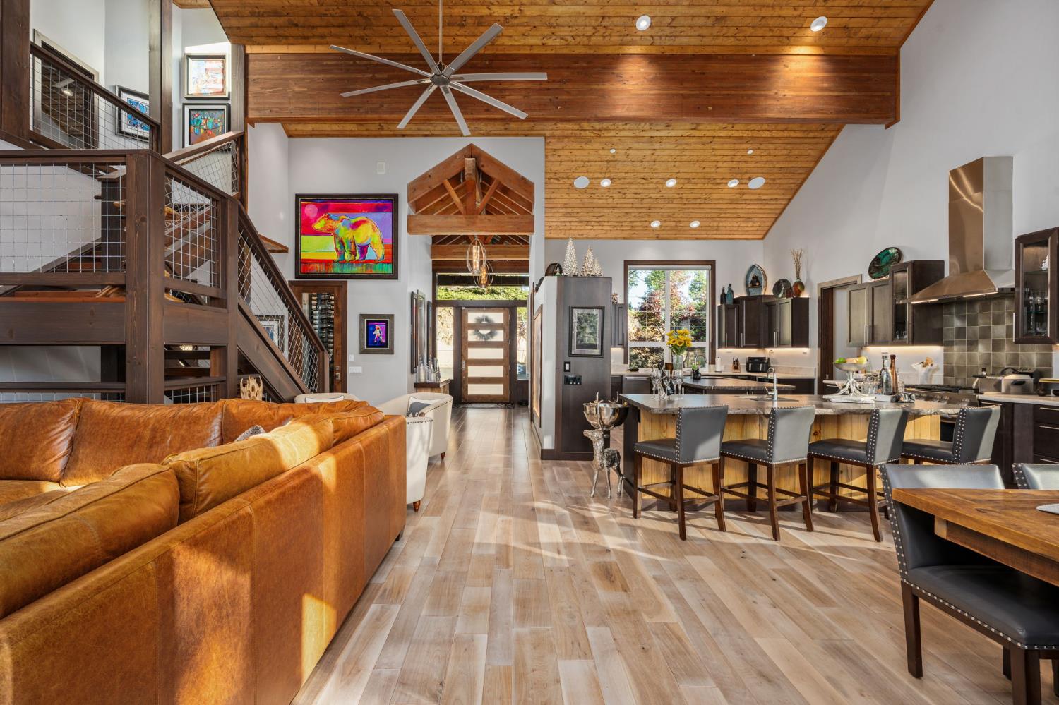 42499 Bretz Point Ln, Shaver Lake, CA 93664