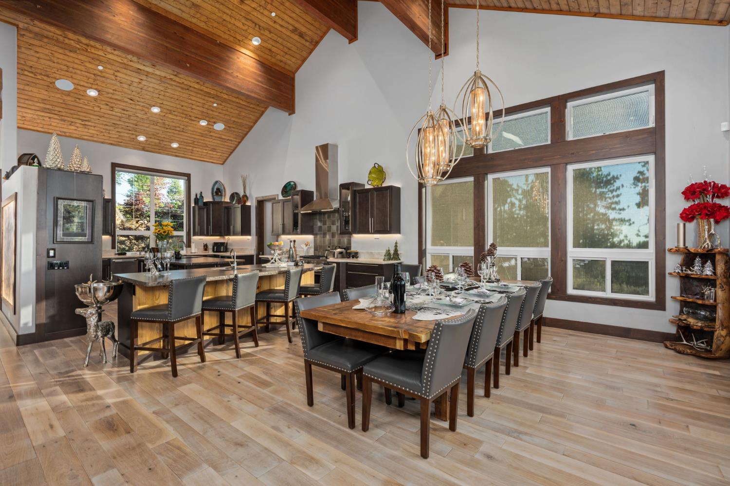42499 Bretz Point Ln, Shaver Lake, CA 93664