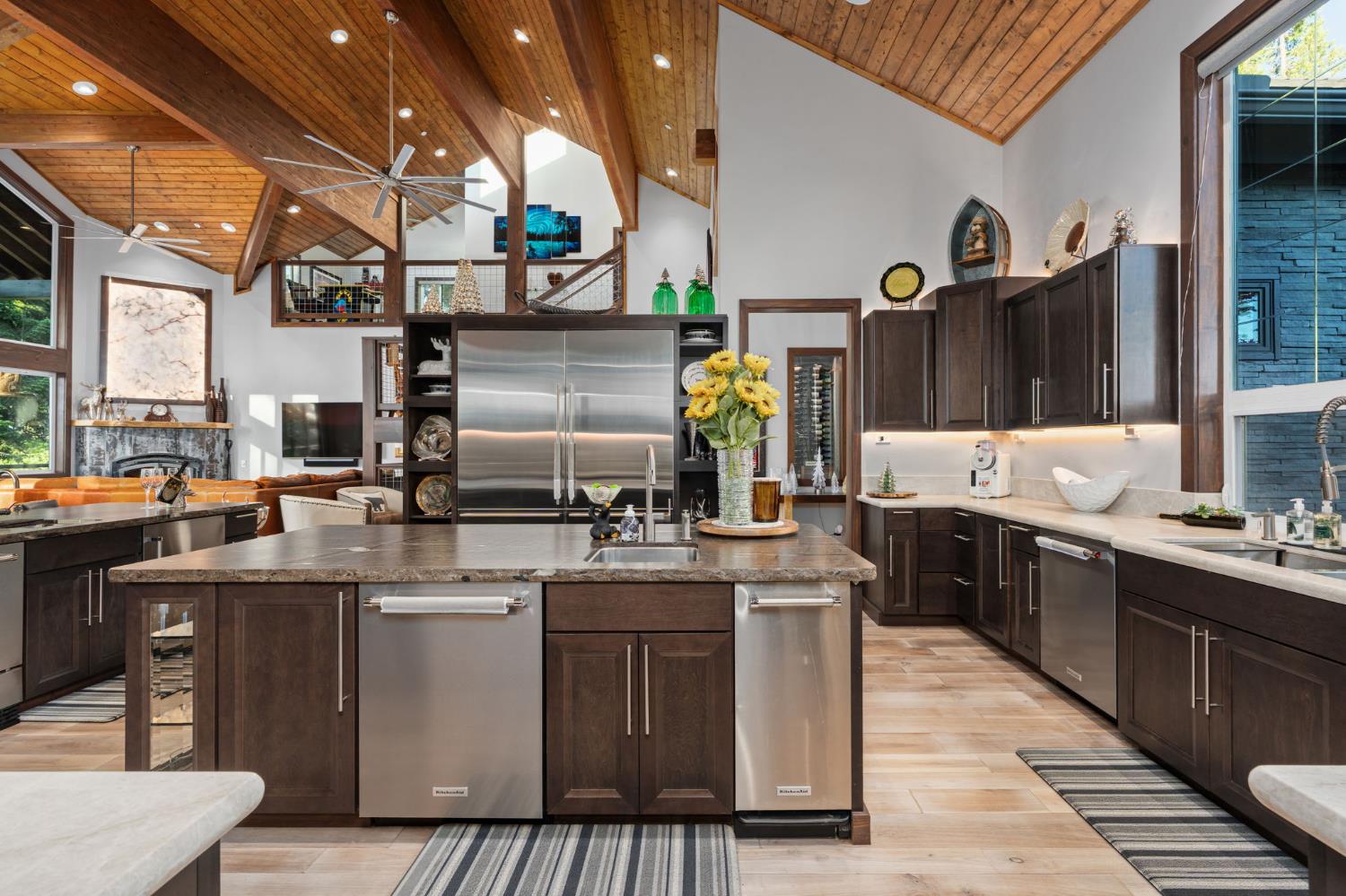 42499 Bretz Point Ln, Shaver Lake, CA 93664