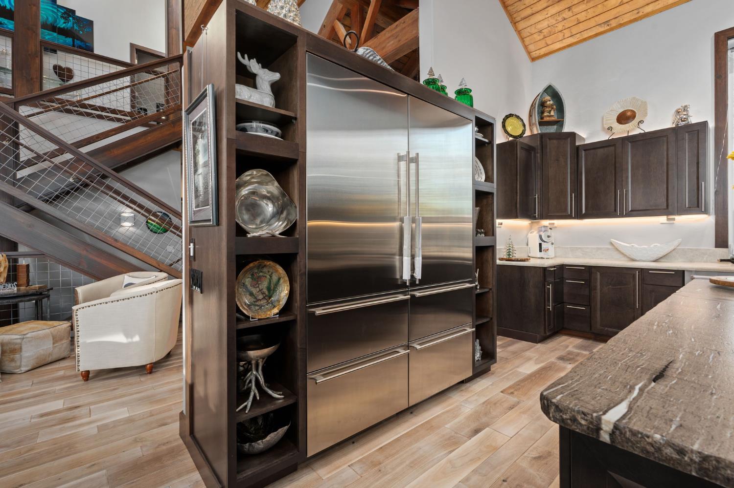 42499 Bretz Point Ln, Shaver Lake, CA 93664