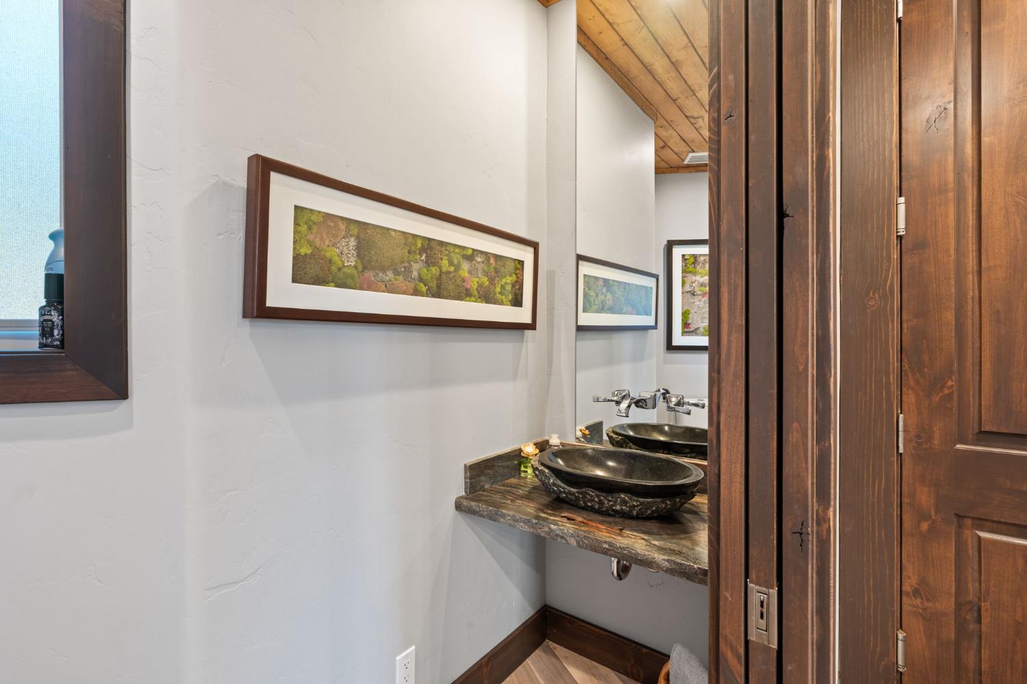 42499 Bretz Point Ln, Shaver Lake, CA 93664