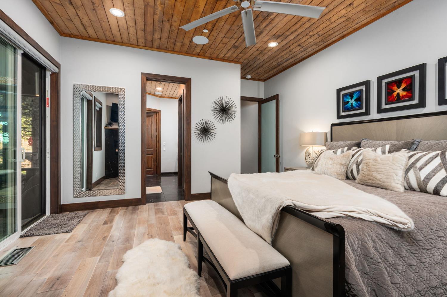 42499 Bretz Point Ln, Shaver Lake, CA 93664