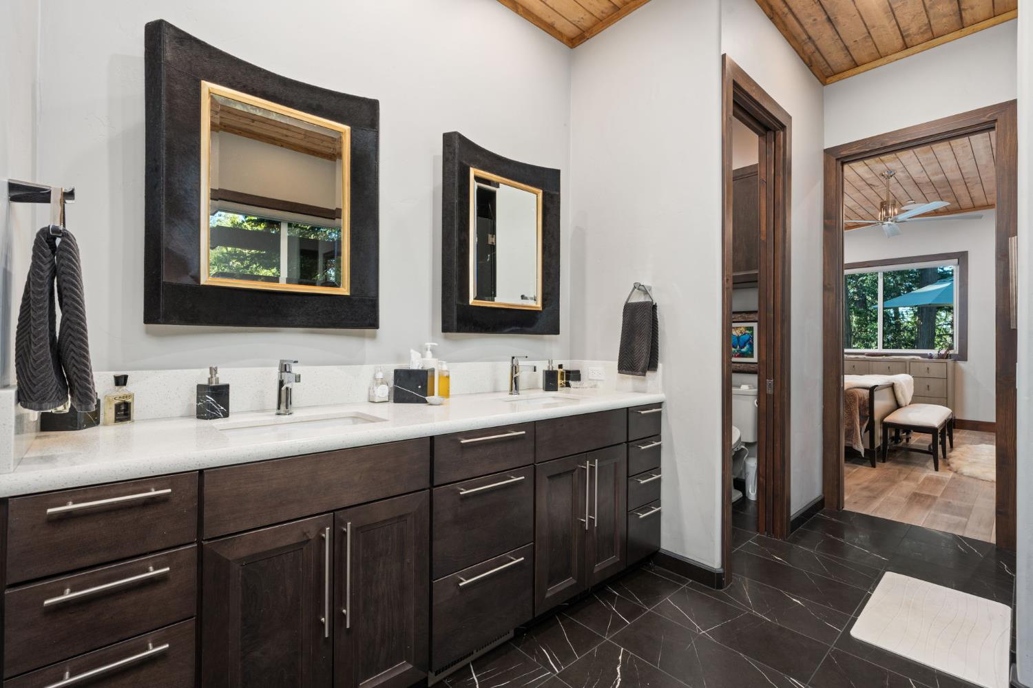 42499 Bretz Point Ln, Shaver Lake, CA 93664