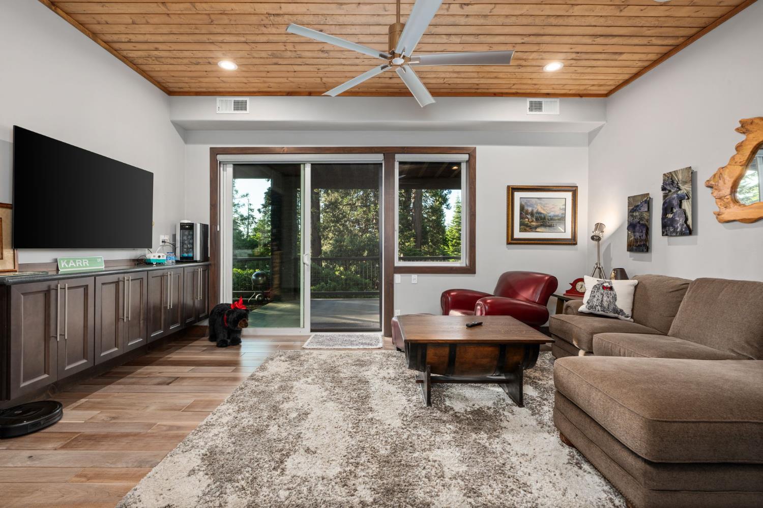 42499 Bretz Point Ln, Shaver Lake, CA 93664