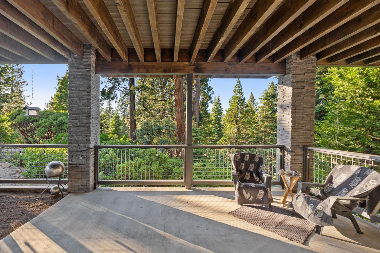 42499 Bretz Point Ln, Shaver Lake, CA 93664