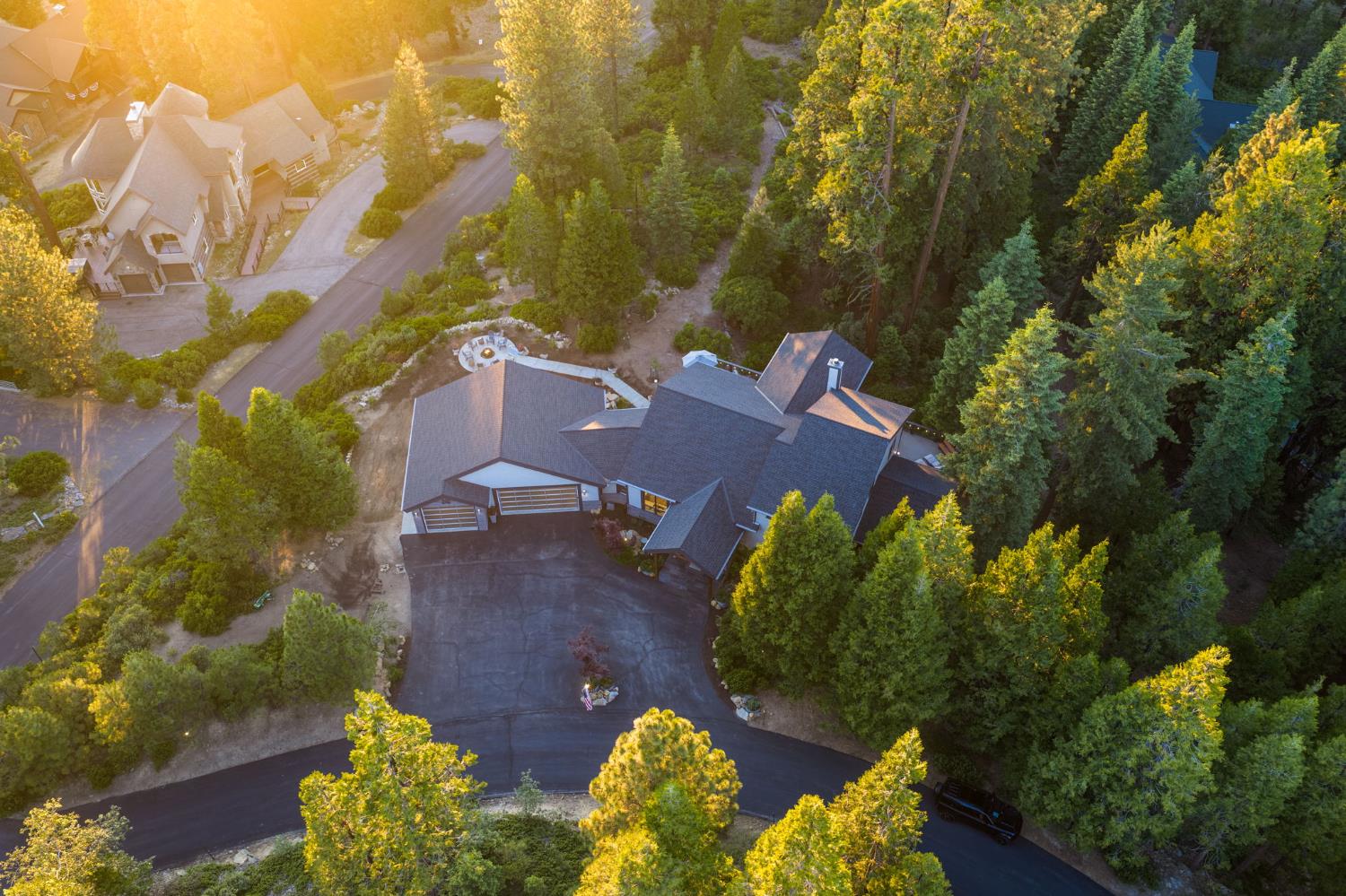 42499 Bretz Point Ln, Shaver Lake, CA 93664