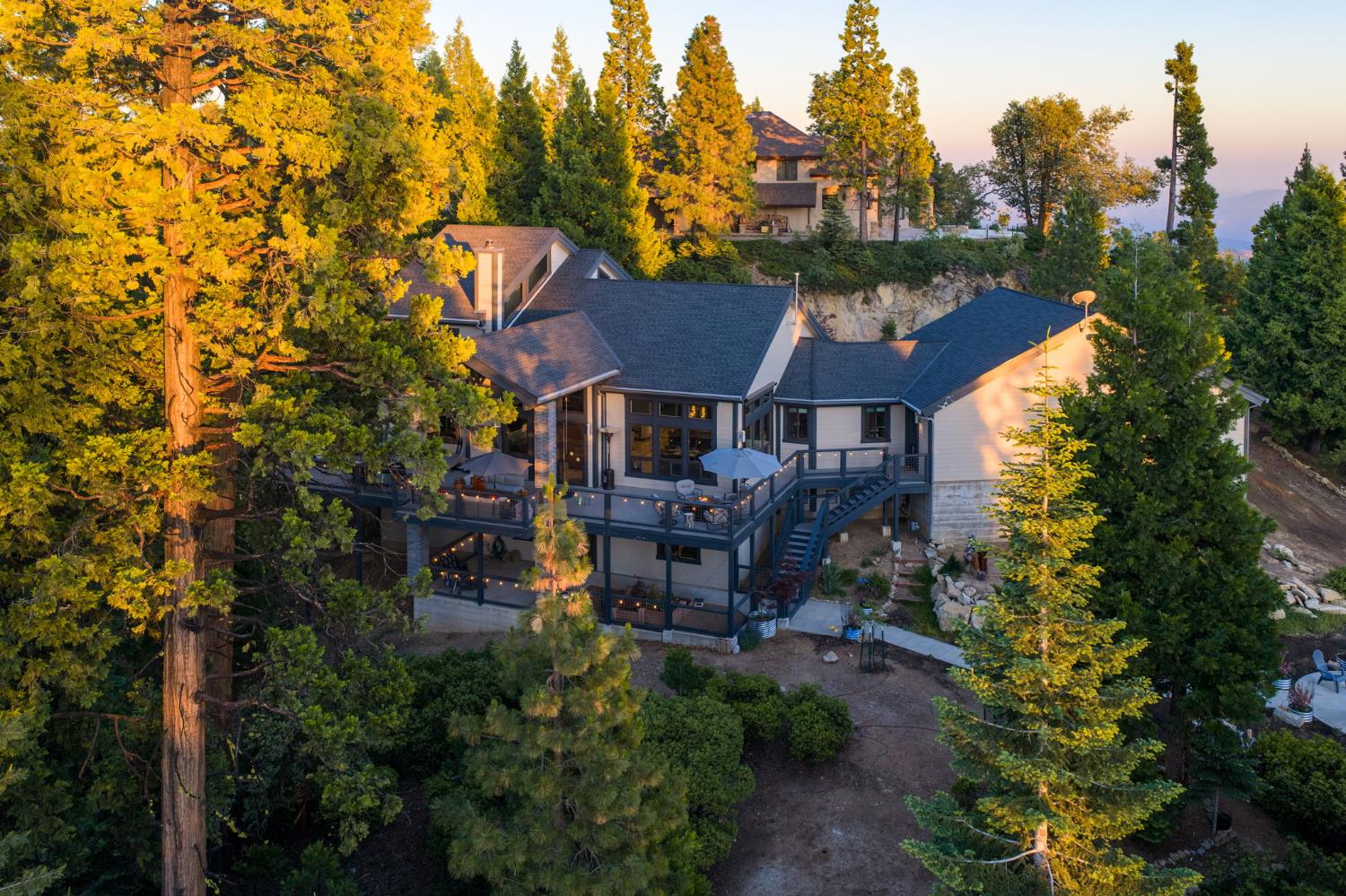 42499 Bretz Point Ln, Shaver Lake, CA 93664