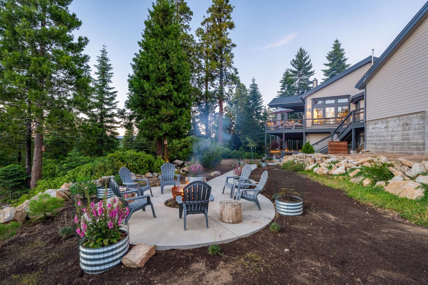 42499 Bretz Point Ln, Shaver Lake, CA 93664