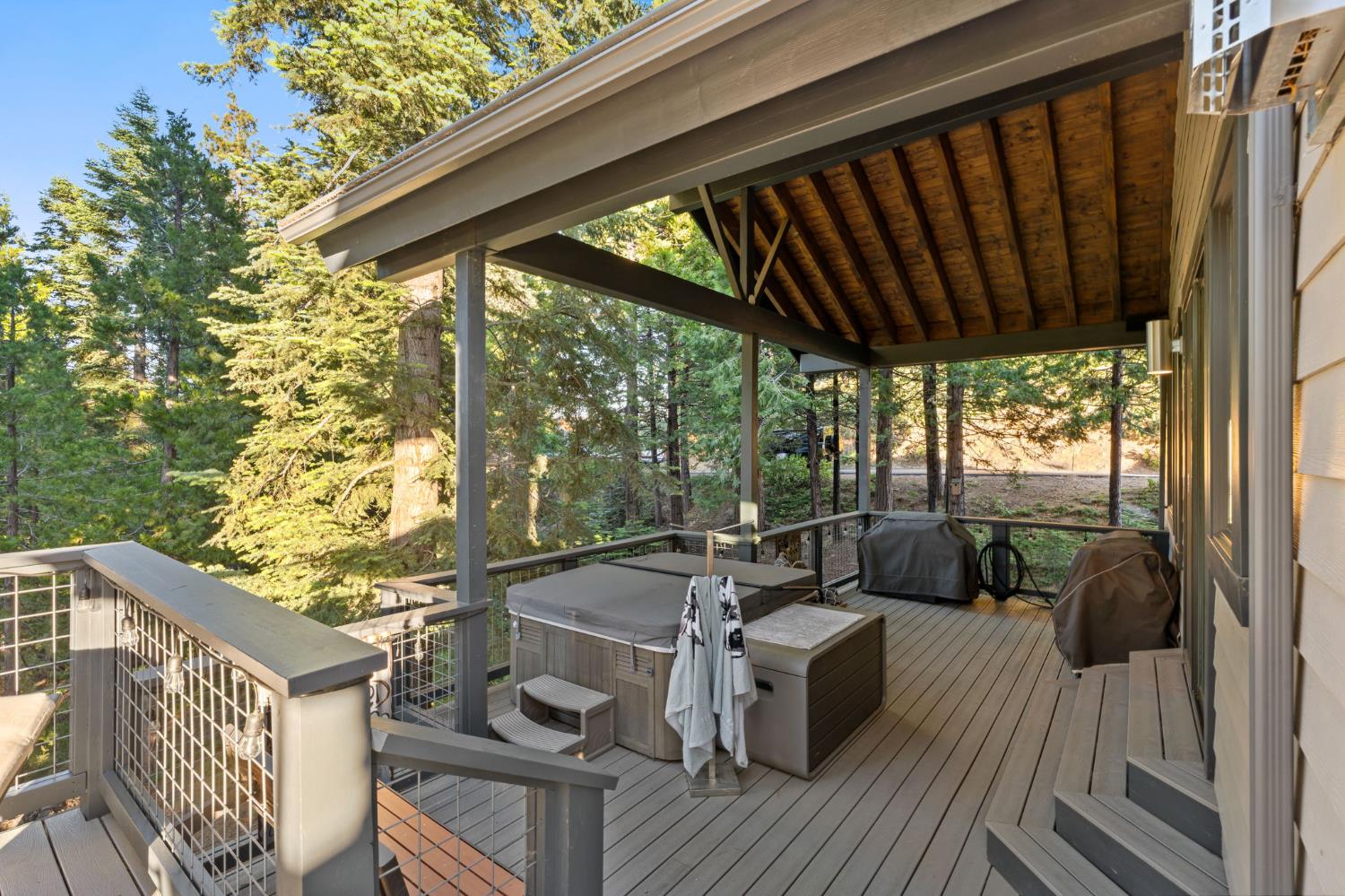 42499 Bretz Point Ln, Shaver Lake, CA 93664