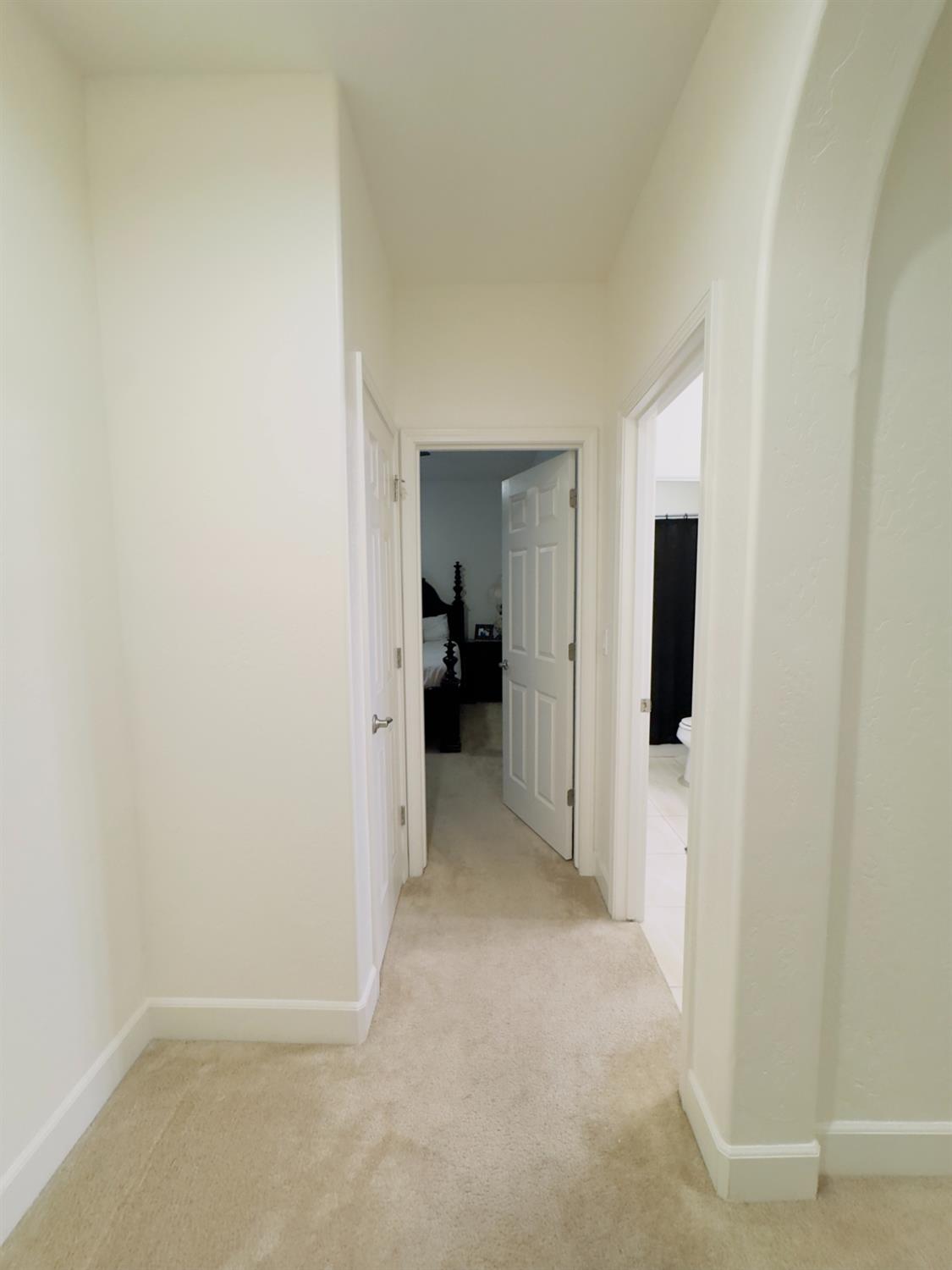 1849 W Porter Ave, Visalia, CA 93291