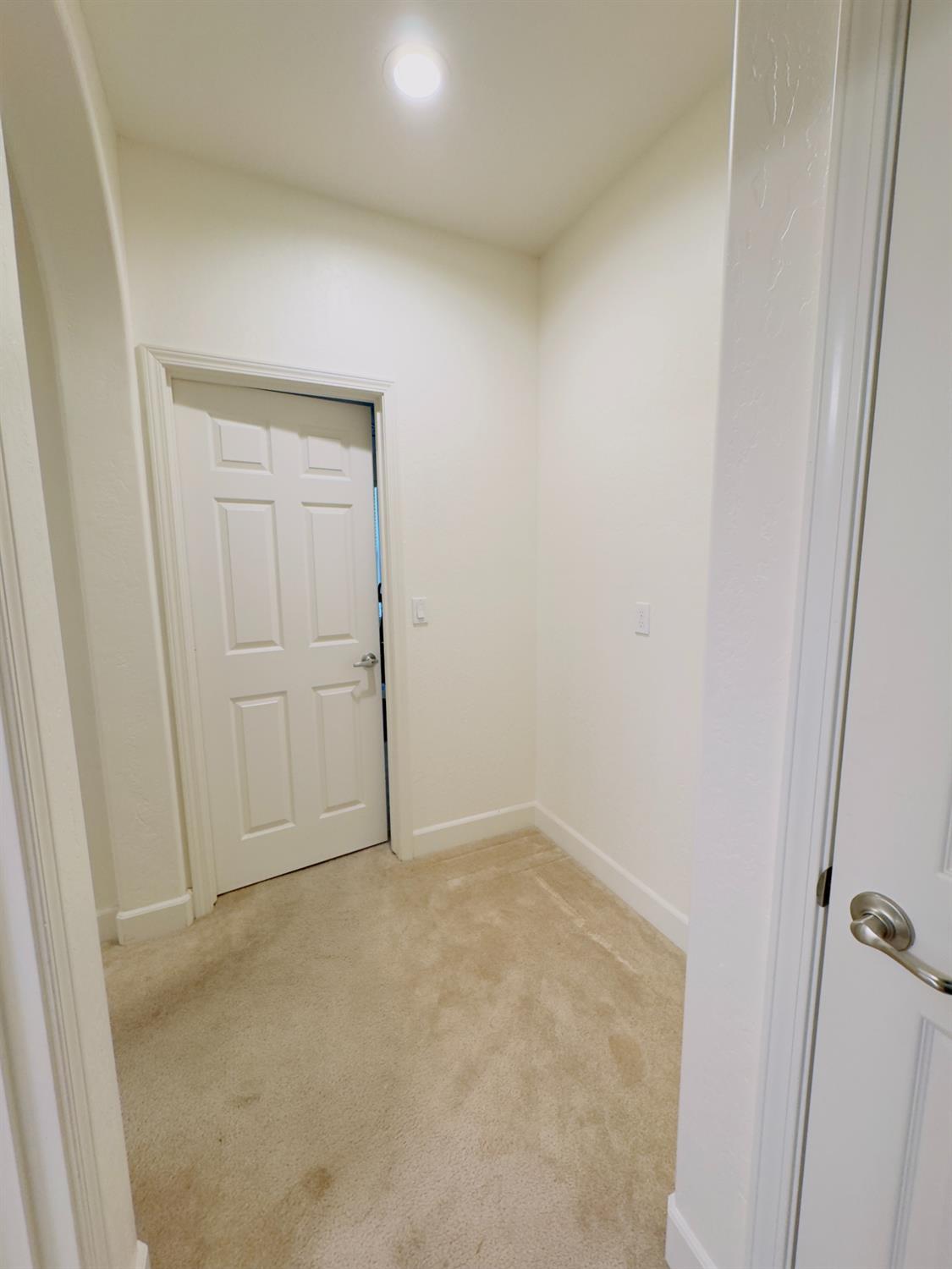 1849 W Porter Ave, Visalia, CA 93291