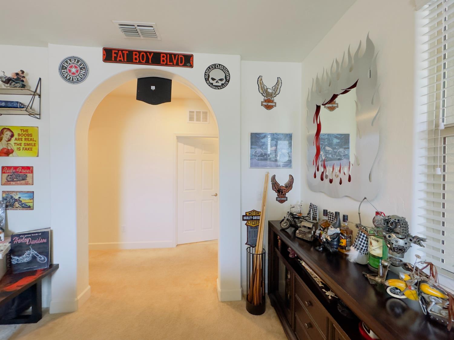 1849 W Porter Ave, Visalia, CA 93291