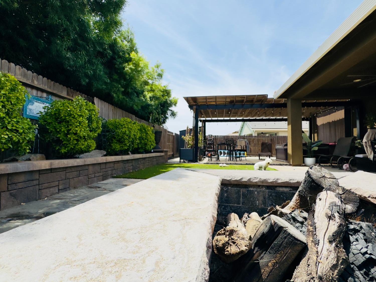 1849 W Porter Ave, Visalia, CA 93291
